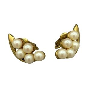 Vintage Gold Tone Pearl Cluster Clip On Earrings Mid Century Statement